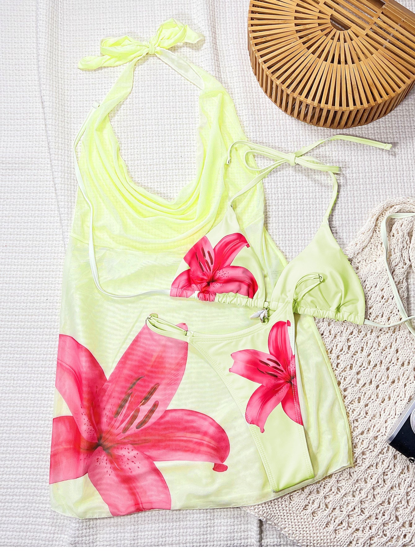 Fashionable Printed Backless, Figure-Hugging Three-Piece Swimsuit Set