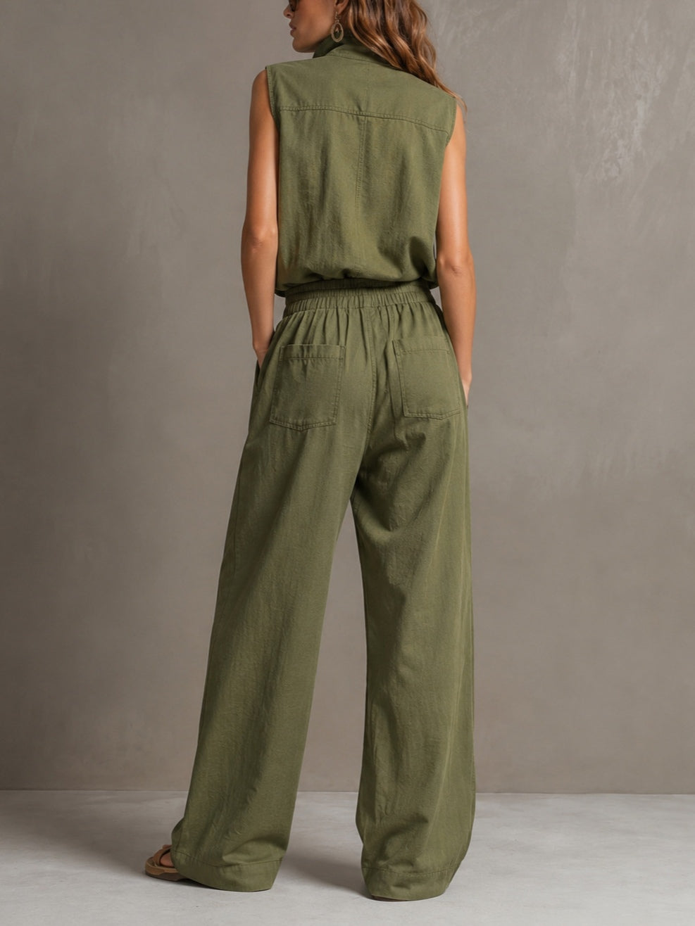 Women's Premium Sleeveless Mock-Neck Half-Zip Utility Wide-Leg Set