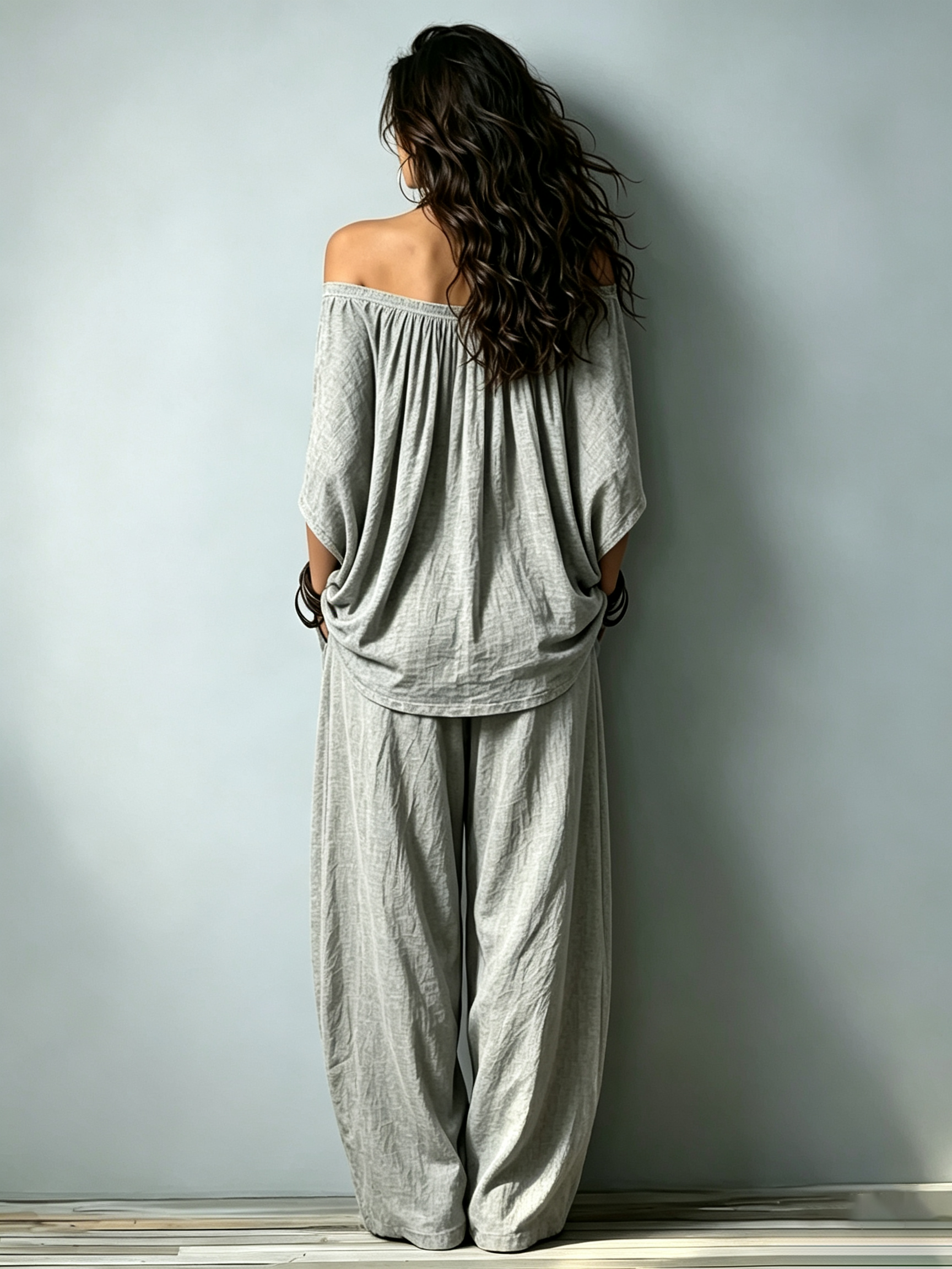 Loose Two-Piece Set Featuring An Off-Shoulder Grey Cotton Top With Three-Quarter Sleeves And Matching Trousers