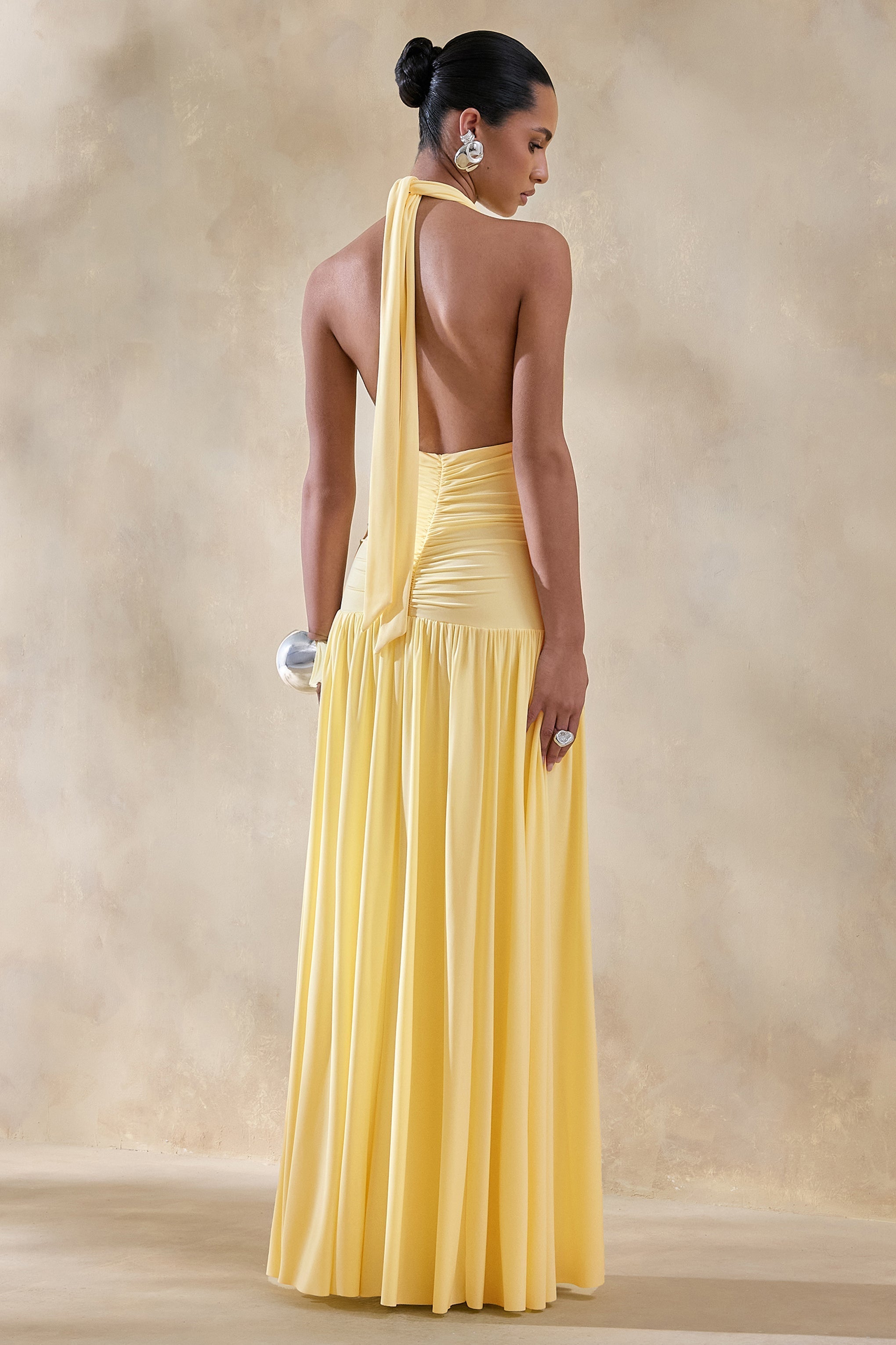 Vestido Berta™ | Largo con escote profundo y detalles fruncidos