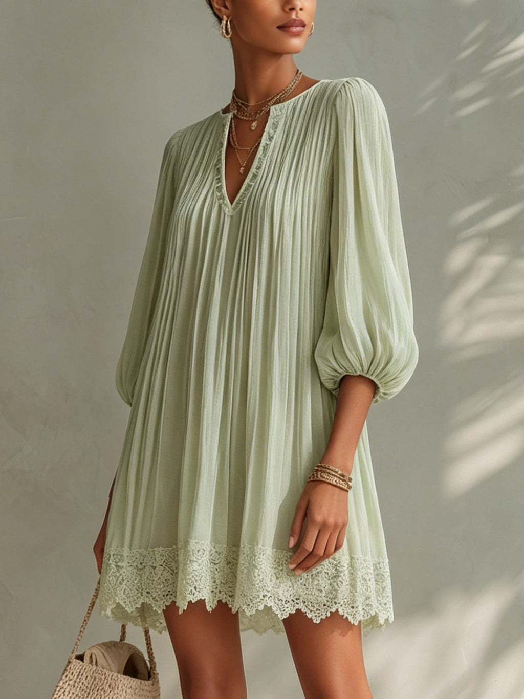 Light Green Ppleated Chiffon Lantern Sleeve Lace Mini Dress