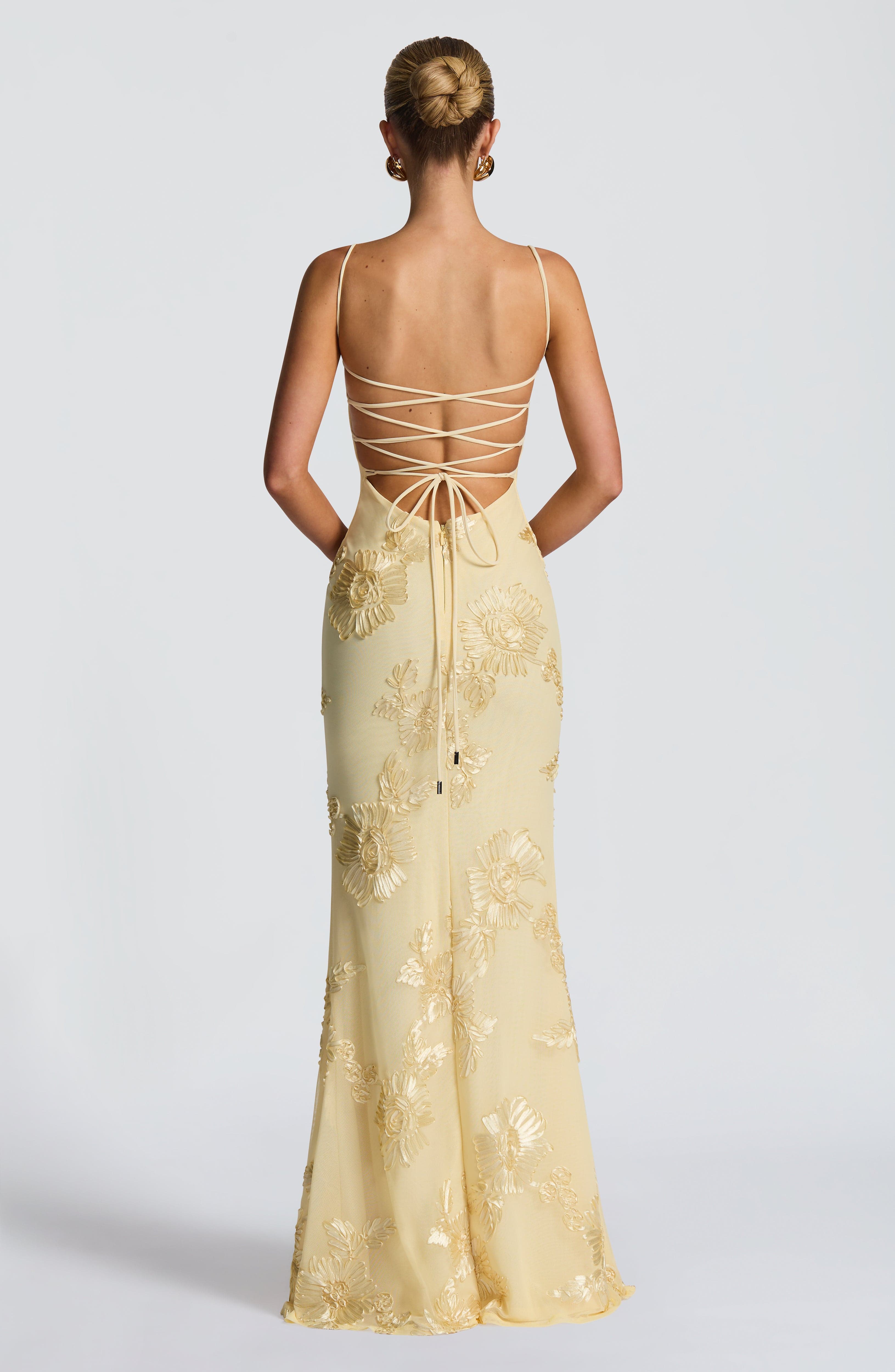 Vestido Raquel™ | Elegancia estructurada con detalles exclusivos